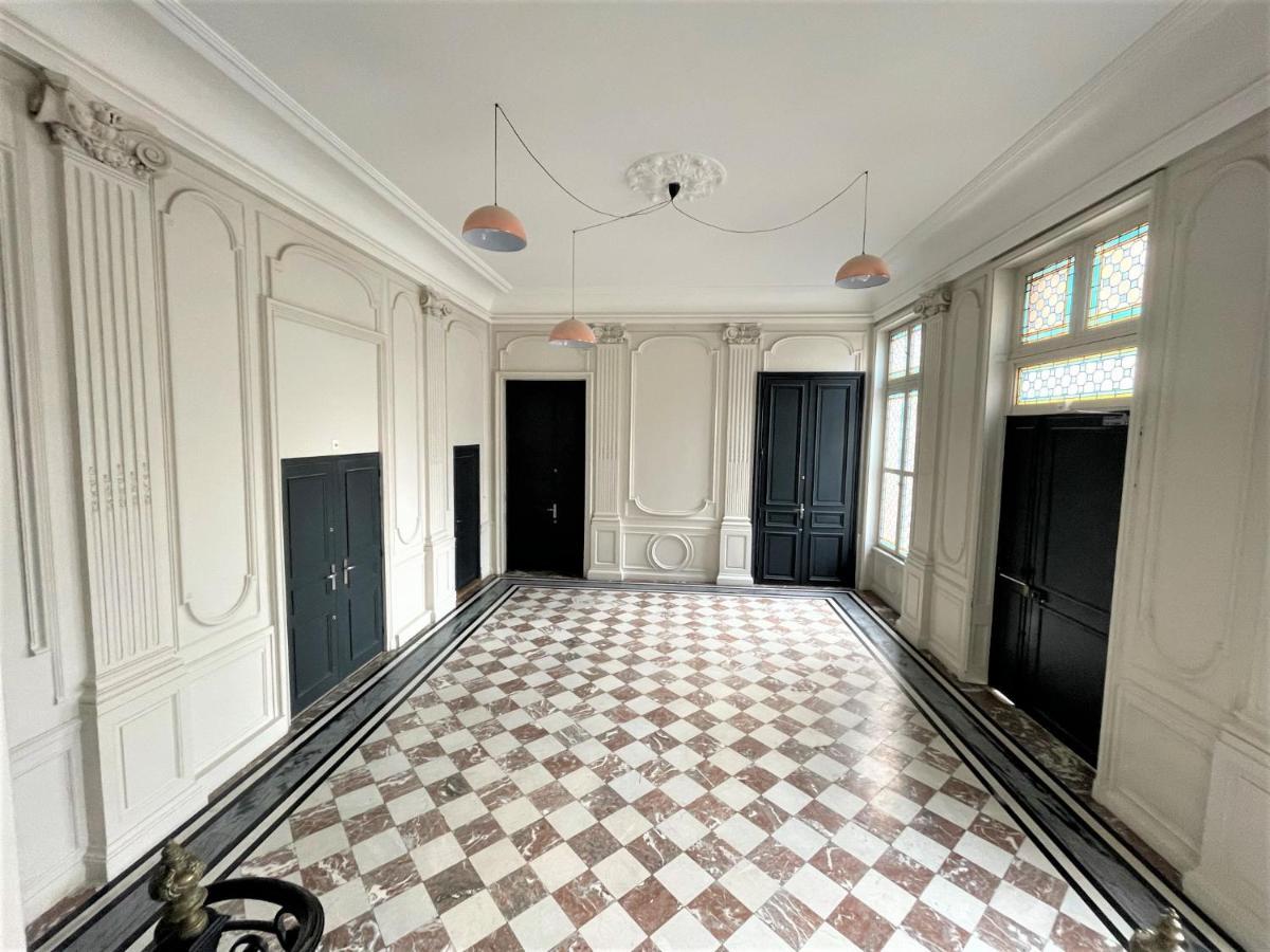 Aux Clefs Des Sacres - Dans Un Hotel Particulier Situe Rue Du Marc - Reims - Hyper Centre Forum Mairie Boulingrin エクステリア 写真