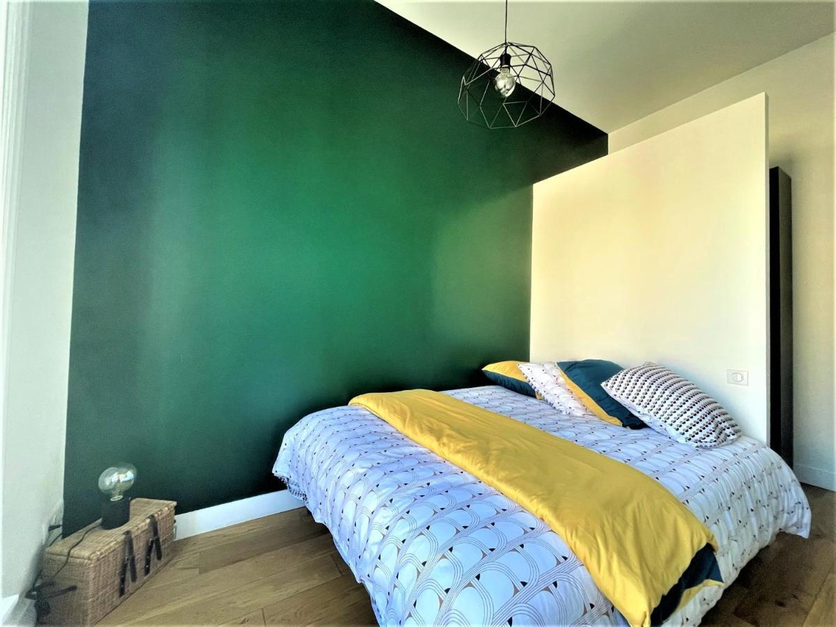 Aux Clefs Des Sacres - Dans Un Hotel Particulier Situe Rue Du Marc - Reims - Hyper Centre Forum Mairie Boulingrin エクステリア 写真