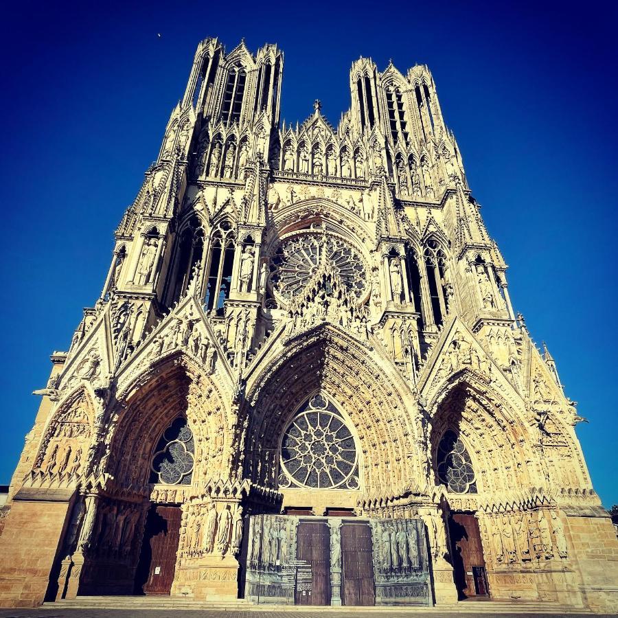 Aux Clefs Des Sacres - Dans Un Hotel Particulier Situe Rue Du Marc - Reims - Hyper Centre Forum Mairie Boulingrin エクステリア 写真